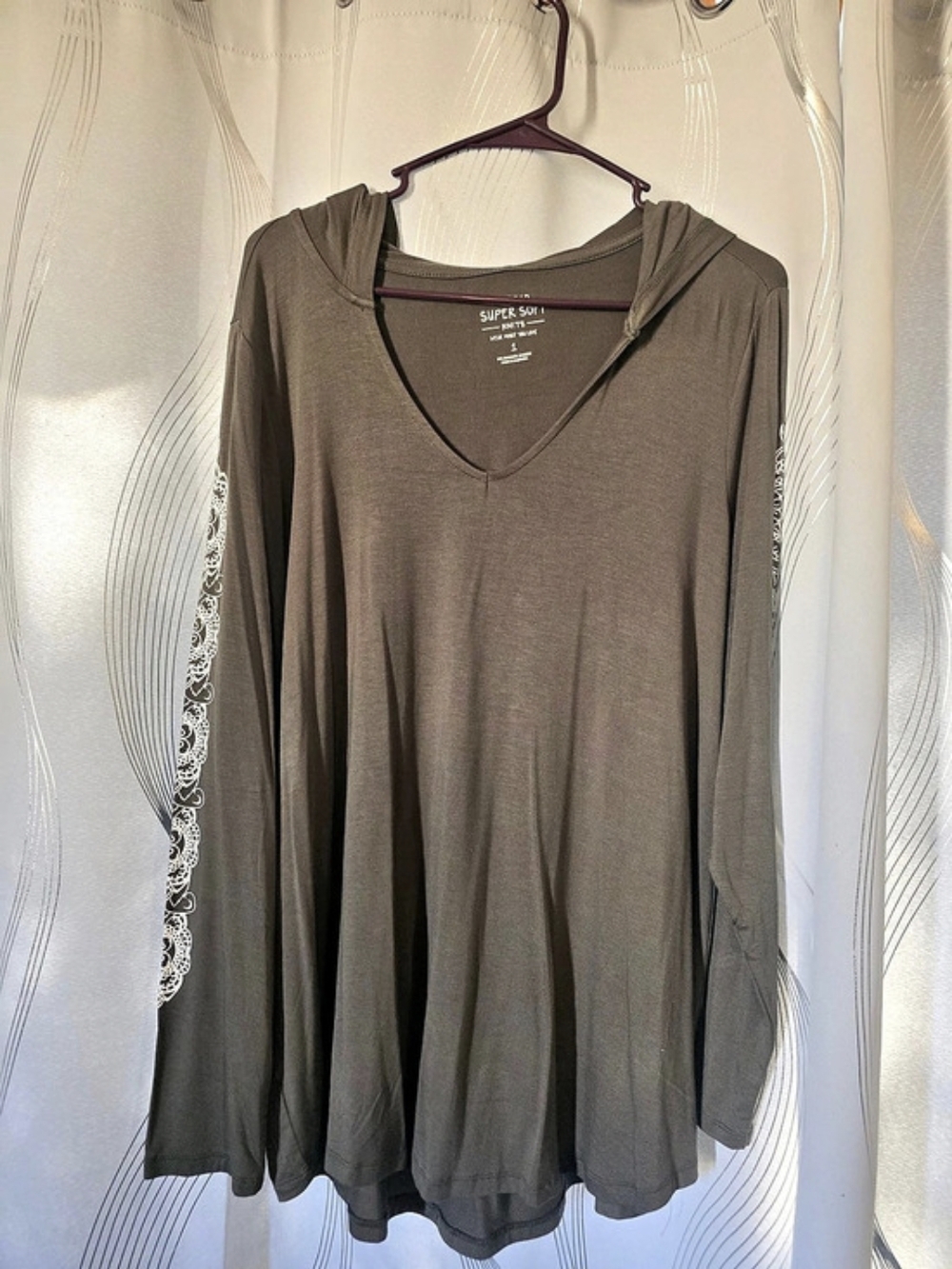 Torrid Hooded Shirt Size 1